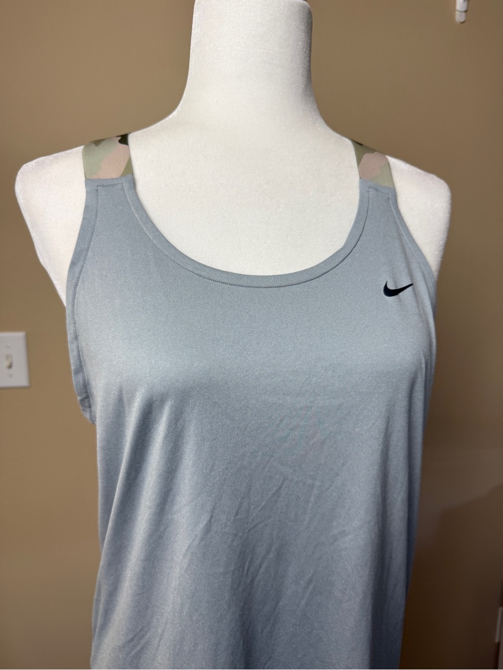 Nike Camo Strap Damen Tank Top Grey Size Large - Picture 2 of 8